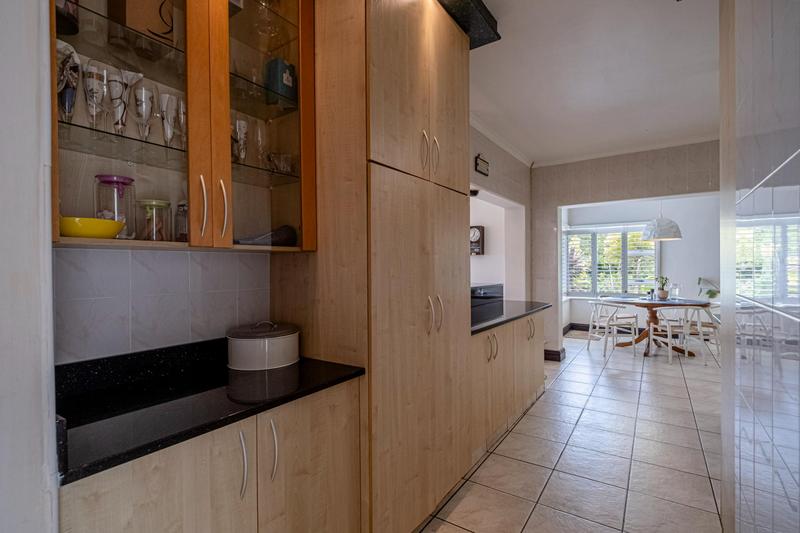 5 Bedroom Property for Sale in Linkside Eastern Cape